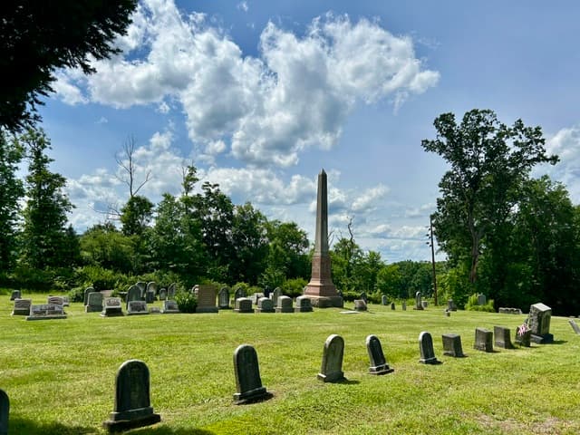 Henderson Cemetery monument and headstones